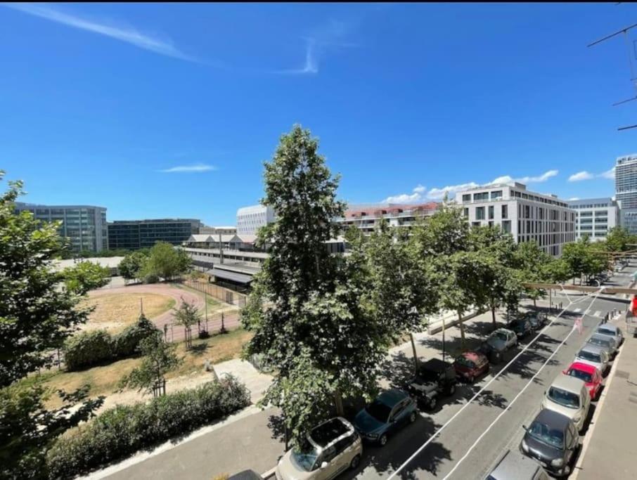 Lumineux 2 Pieces - Centre-Ville Climatise - Netflix Prime Canal - Bien Place Marseille Exterior photo